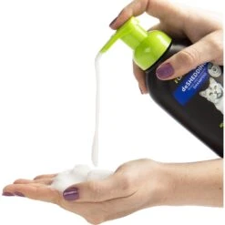 FURminator FUR DeShedding Rinse Free Foaming Cat Shampoo -Pawfect Care 164725 PT2. AC SS1800 V1591903004