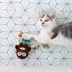 Mad Cat Sassy Sasquatch Catnip & Silvervine Cat Toy -Pawfect Care 181822 PT4. AC SS1800 V1637612197