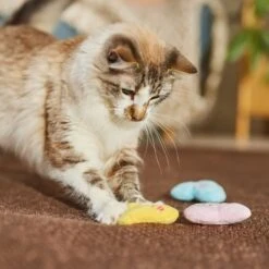 Frisco Candy Hearts Plush Cat Toy With Catnip, 3 Count -Pawfect Care 201906 PT3. AC SS1800 V1701365115