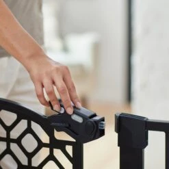 Frisco Metal Geometric Pattern Extra Wide Auto-close Dog Gate -Pawfect Care 299512 PT4. AC SS1800 V1627306665