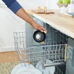 Frisco Cat Face Elevated Bamboo Non-Skid Ceramic Cat Bowl, Black, 1 Cups -Pawfect Care 363383 PT6. AC SS1800 V1657657267