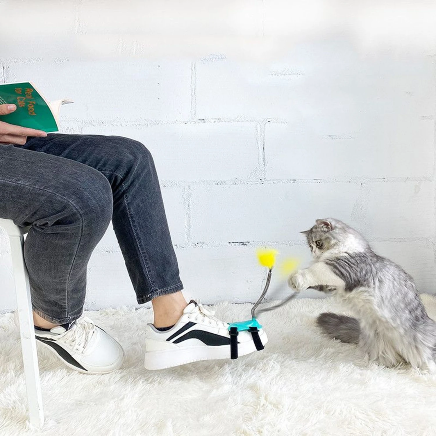 EYS Handsfree Teaser Wand Cat Toy, Blue 9 EYS Handsfree Teaser Wand Cat Toy, Blue - Image 7